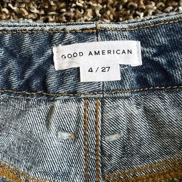 Good American Blue Straight Leg Jeans with Distressed Knees - Picture 5 of 8